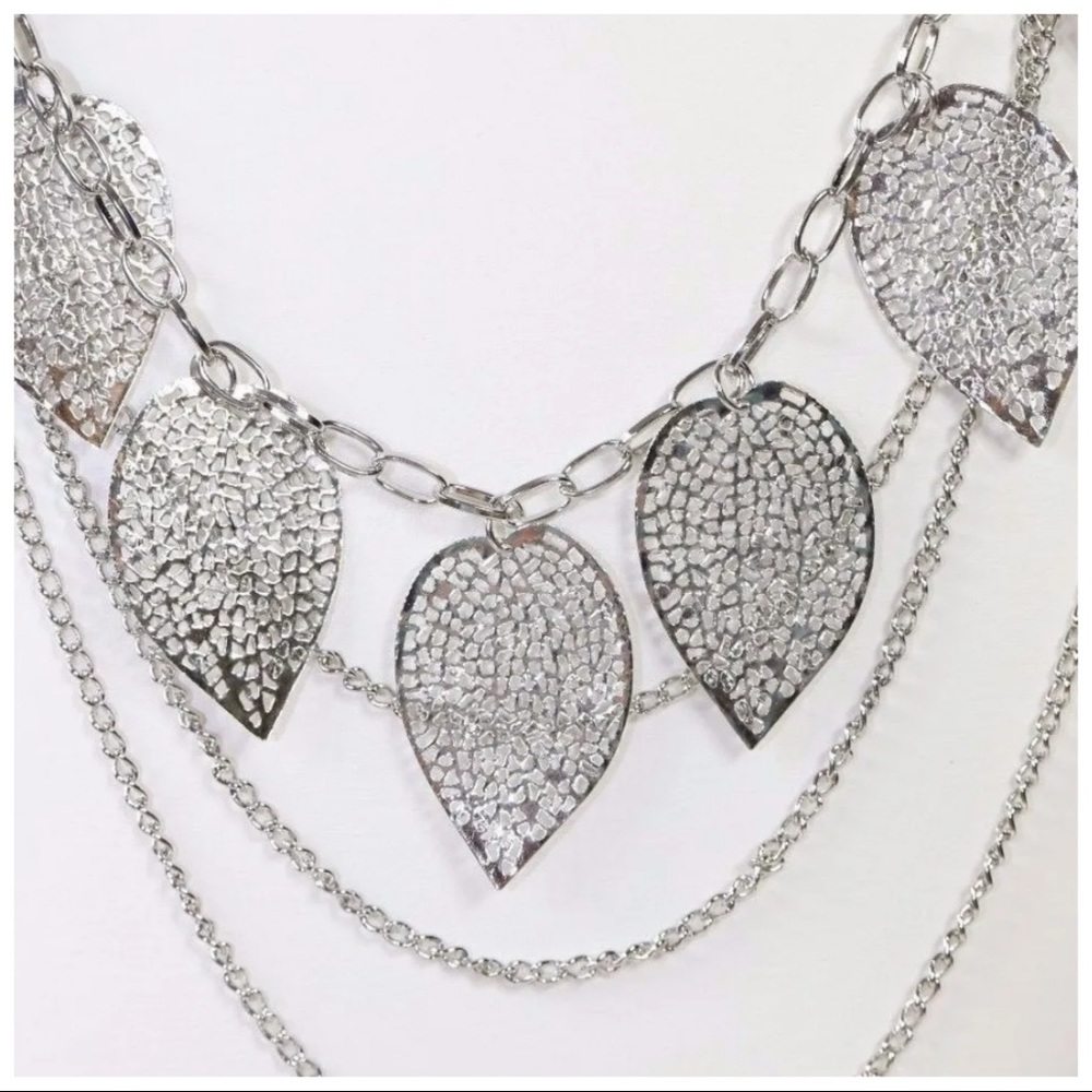 Dangling Leaf Layered Necklace - Picture 2 of 8